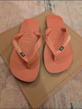 Havaianas Coral Pink Flip Flops